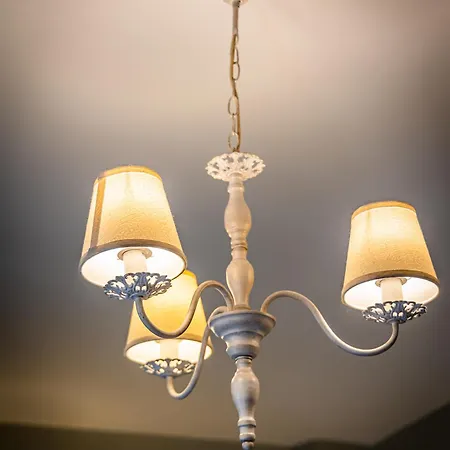 Maron ιι με τζάκι דירה